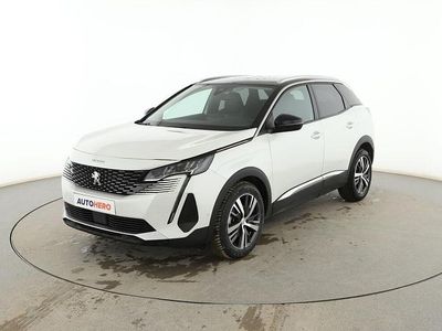 Usado Peugeot 3008 Allure 131 CV (96 kW) 2020 Blanco SUV