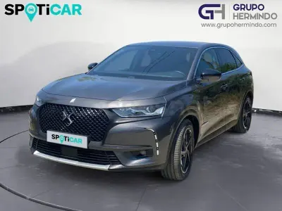 Usado DS Automobiles DS7 Crossback Performance 300 CV (220 kW) 2022 Gris / plata SUV