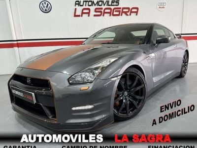 Nissan GT-R