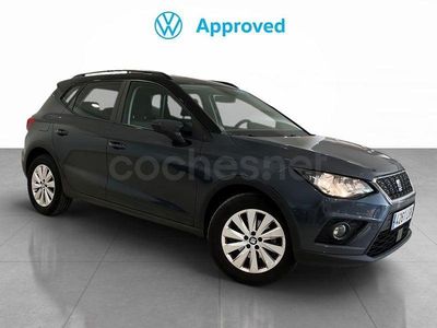 Usado Seat Arona Style 95 CV (69 kW) 2020 Gris / plata SUV