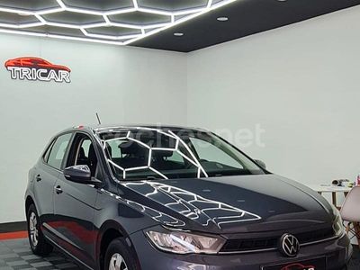 Usado VW Polo Advance 95 CV (69 kW) 2021 Gris / plata Berlina