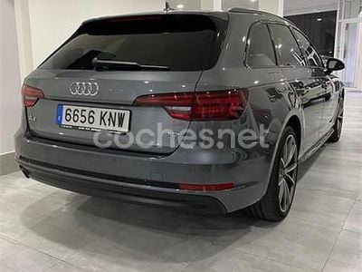 Usado Audi A4 150 CV (110 kW) 2018 Gris / plata Familiar