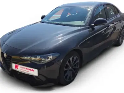 Usado Alfa Romeo Giulia Sprint Sprint 160 CV (117 kW) 2023 Negro Coupe