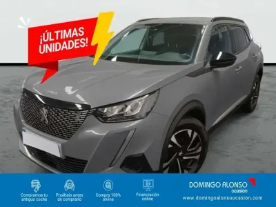 Usado Peugeot 2008 Allure 101 CV (74 kW) 2023 Gris SUV