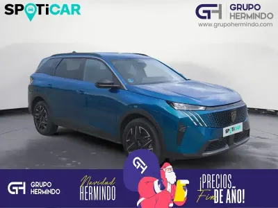 Używany Peugeot 5008 Allure 145 KM (106 kW) 2025 Niebieski SUV