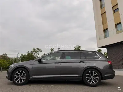 Używany VW Passat Advance 150 KM (110 kW) 2016 Szary Kombi