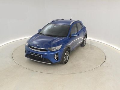 Azul Usado 2024 Kia Stonic SUV | 19.990 € (Precio justo)