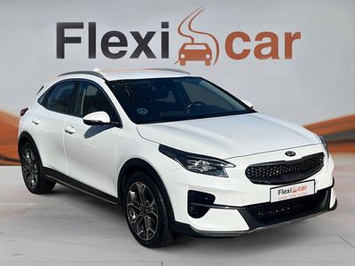 usado Kia XCeed 1.4 T-GDi Tech 103kW (140CV) Gasolina en Flexicar Móstoles 2