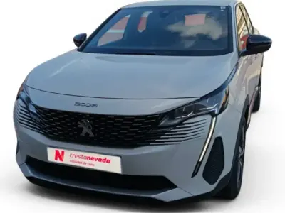 Usado Peugeot 3008 Allure 131 CV (96 kW) 2024 Blanco SUV