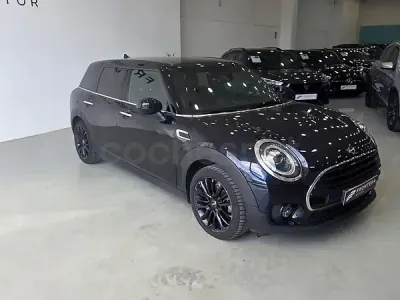 Usado Mini Clubman 116 CV (85 kW) 2021 Negro Familiar