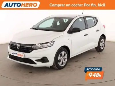 Usado Dacia Sandero Essentiel 91 CV (66 kW) 2022 Blanco Utilitario