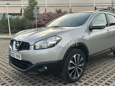 Usado Nissan Qashqai 360º 140 CV (102 kW) 2012 Gris / plata SUV