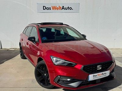 Usado Seat Leon FR 204 CV (150 kW) 2025 Rojo Familiar