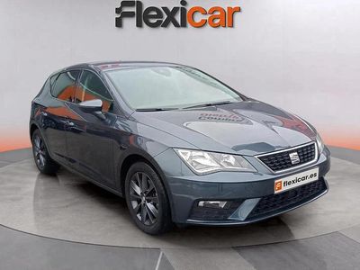Usado Seat Leon ST Style 131 CV (96 kW) 2020 Gris Familiar