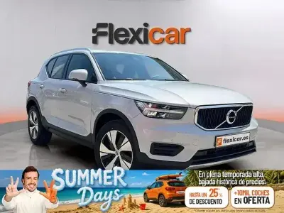 Usado Volvo XC40 Momentum 129 CV (94 kW) 2021 Blanco SUV
