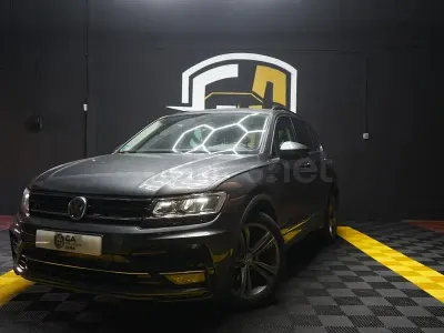 Usado VW Tiguan Advance 150 CV (110 kW) 2018 Gris / plata SUV