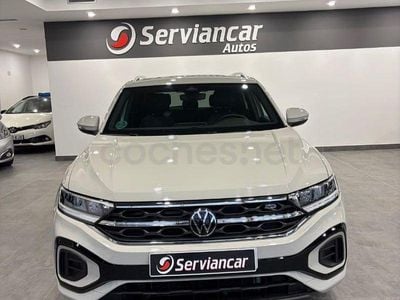 Usado VW T-Roc R-line 150 CV (110 kW) 2022 Gris / plata SUV