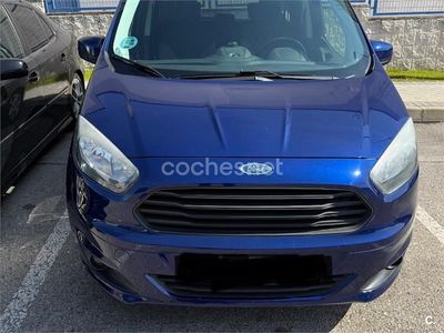 Usado Ford Tourneo Courier Trend 100 CV (73 kW) 2017 Azul Monovolumen