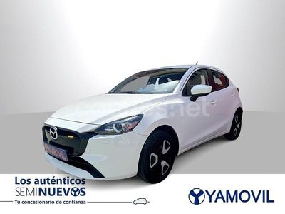 Blanco Usado 2024 Mazda 2 Center-Line Berlina | 19.450 € (Un poco caro)