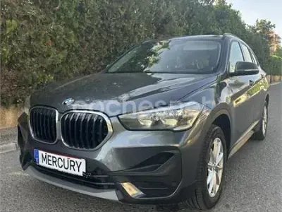 Usado BMW X1 150 CV (110 kW) 2022 Gris / plata SUV