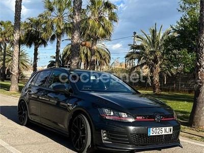 Usado VW Golf VII GTI 230 HP (169 kW) 2015 Cinzento Sedan