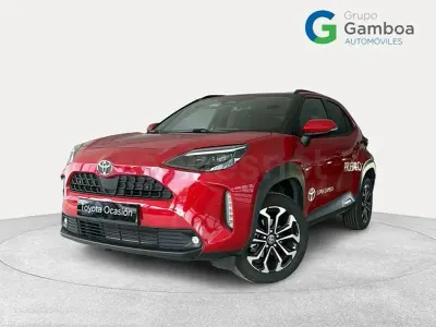 Usado Toyota Yaris Cross Active 130 CV (95 kW) 2025 Rojo SUV