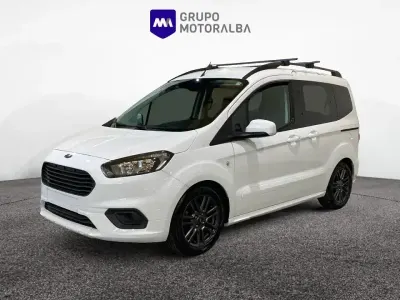 Usado Ford Tourneo Courier Titanium 100 CV (73 kW) 2020 Blanco Monovolumen