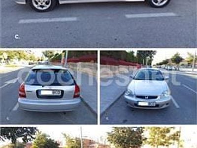 Usado Honda Civic S 90 CV (66 kW) 2000 Gris / plata Berlina