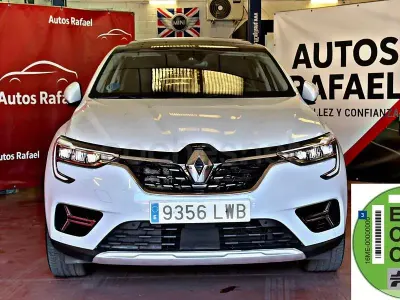 Usado Renault Arkana Zen 145 CV (106 kW) 2022 Blanco SUV