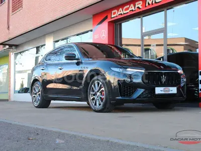 Usado Maserati Levante 275 CV (202 kW) 2019 Negro SUV