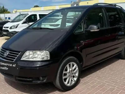 Usado VW Sharan Trendline 140 CV (102 kW) 2007 Negro Monovolumen