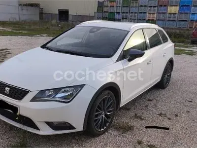 Usado Seat Leon Reference 115 CV (84 kW) 2016 Blanco Berlina