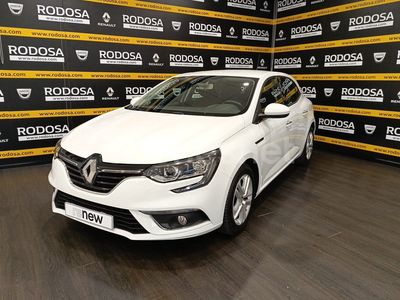 Usado Renault Mégane IV Business 115 CV (84 kW) 2019 Blanco Berlina