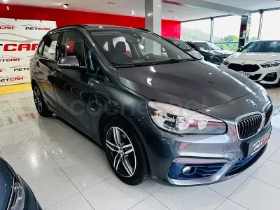 Usado BMW 218 Comfort Edition 136 CV (100 kW) 2016 Gris / plata Familiar
