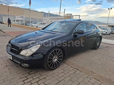 Negro Usado 2008 Mercedes CLS320 Berlina | 9999 € (Un poco caro)