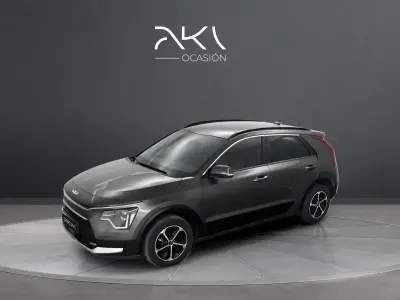 Usado Kia Niro 129 CV (94 kW) 2025 Gris SUV