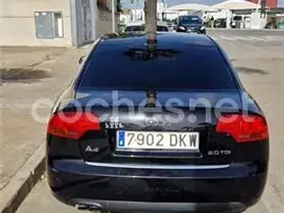 Usado Audi A4 140 CV (102 kW) 2005 Negro Familiar
