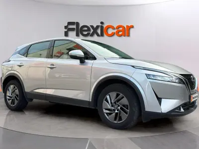 Usado Nissan Qashqai Acenta 158 CV (116 kW) 2024 Gris SUV