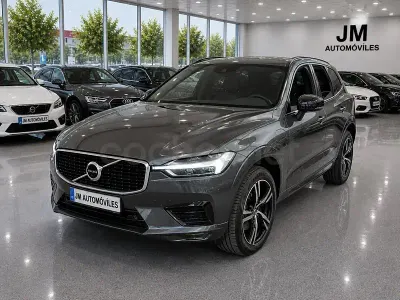 Usado Volvo XC60 R-Design 390 CV (286 kW) 2020 Gris / plata SUV
