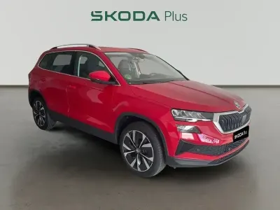 Usado Skoda Karoq 115 HP (84 kW) 2024 Vermelho SUV