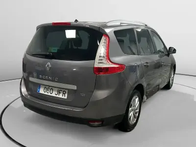 Usado Renault Scenic E-Tech 115 CV (84 kW) 2015 Gris