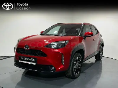 Usado Toyota Yaris Cross Active 130 CV (95 kW) 2025 Rojo SUV