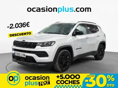 Usado Jeep Compass Night Eagle 130 CV (95 kW) 2022 Blanco SUV
