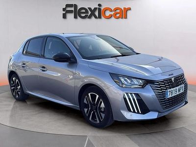 Usado Peugeot 208 Allure 102 CV (75 kW) 2024 Gris Utilitario