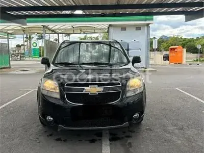 Usado Chevrolet Orlando LT 130 CV (95 kW) 2012 Negro Monovolumen