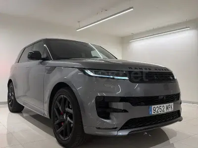 Usado Land Rover Range Rover Sport SE Dynamic 300 CV (220 kW) 2024 Gris / plata SUV
