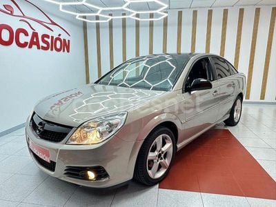 Beige Usado 2005 Opel Vectra Elegance Berlina | 4900 € (Caro)
