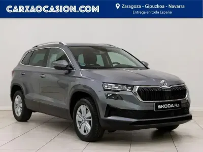 Usado Skoda Karoq Selection 150 CV (110 kW) 2024 Gris SUV