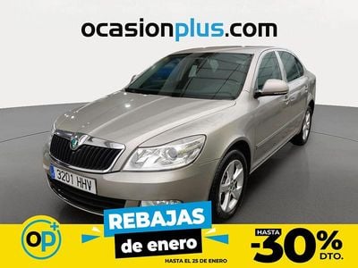 Beige Usado 2011 Skoda Octavia Family Berlina | 8590 € (Precio justo)