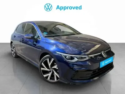Usado VW Golf VIII R-line 150 HP (110 kW) 2024 Azul Citadino